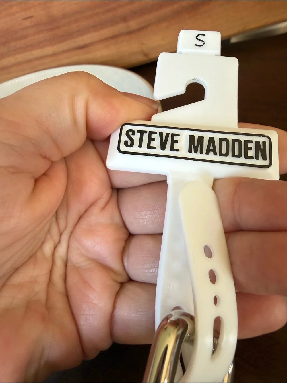 Steve Madden Cream Croc Embossed Belt Size Small Silver Buckle